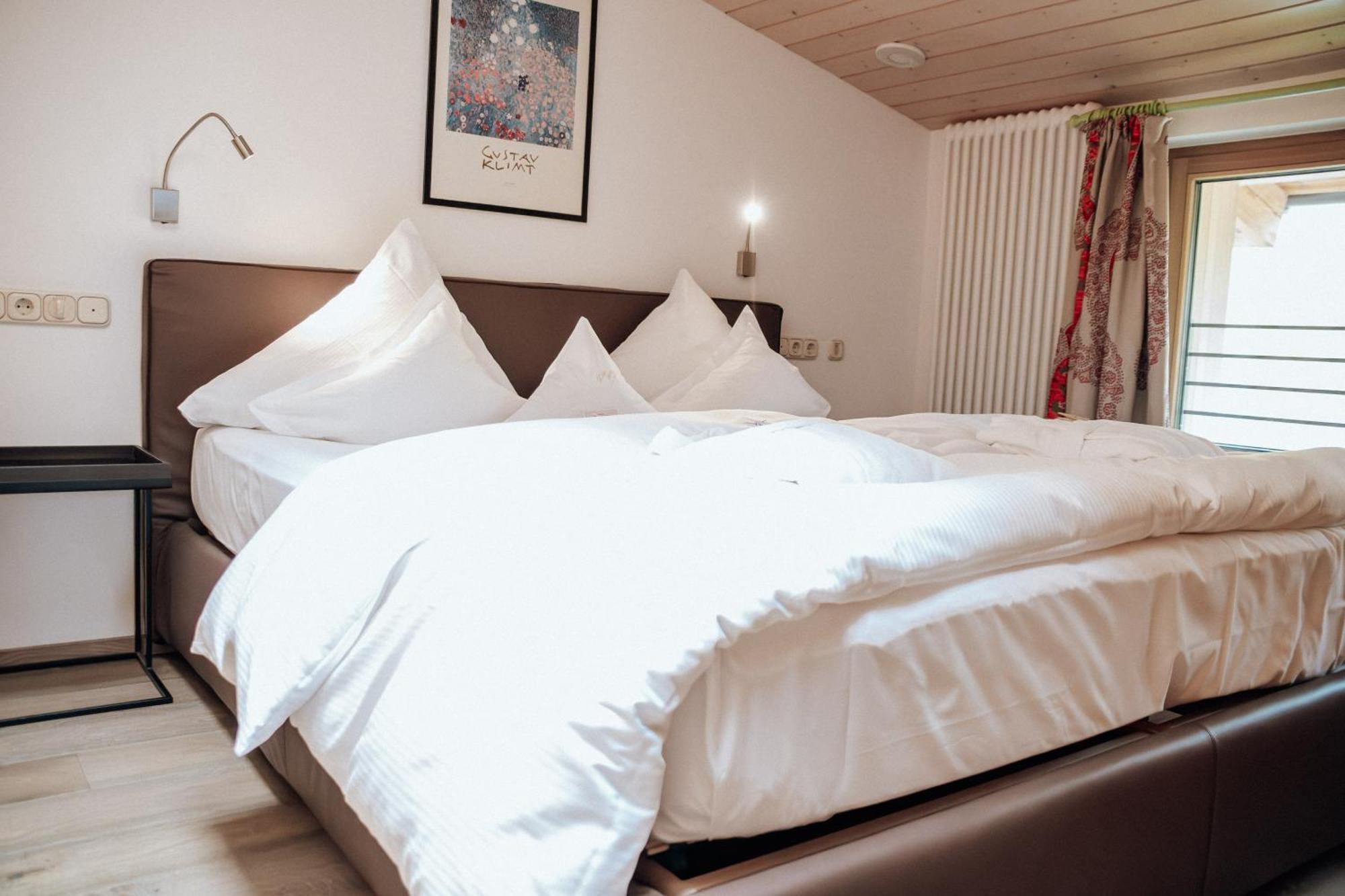 Hotel Goldener Berg Lech Extérieur photo