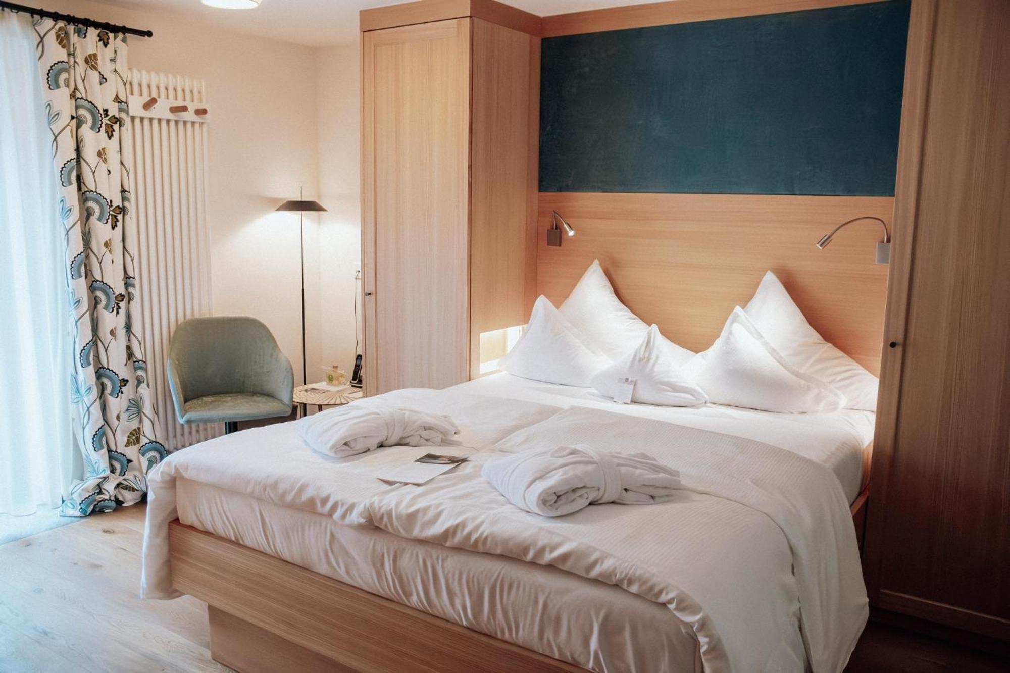 Hotel Goldener Berg Lech Extérieur photo