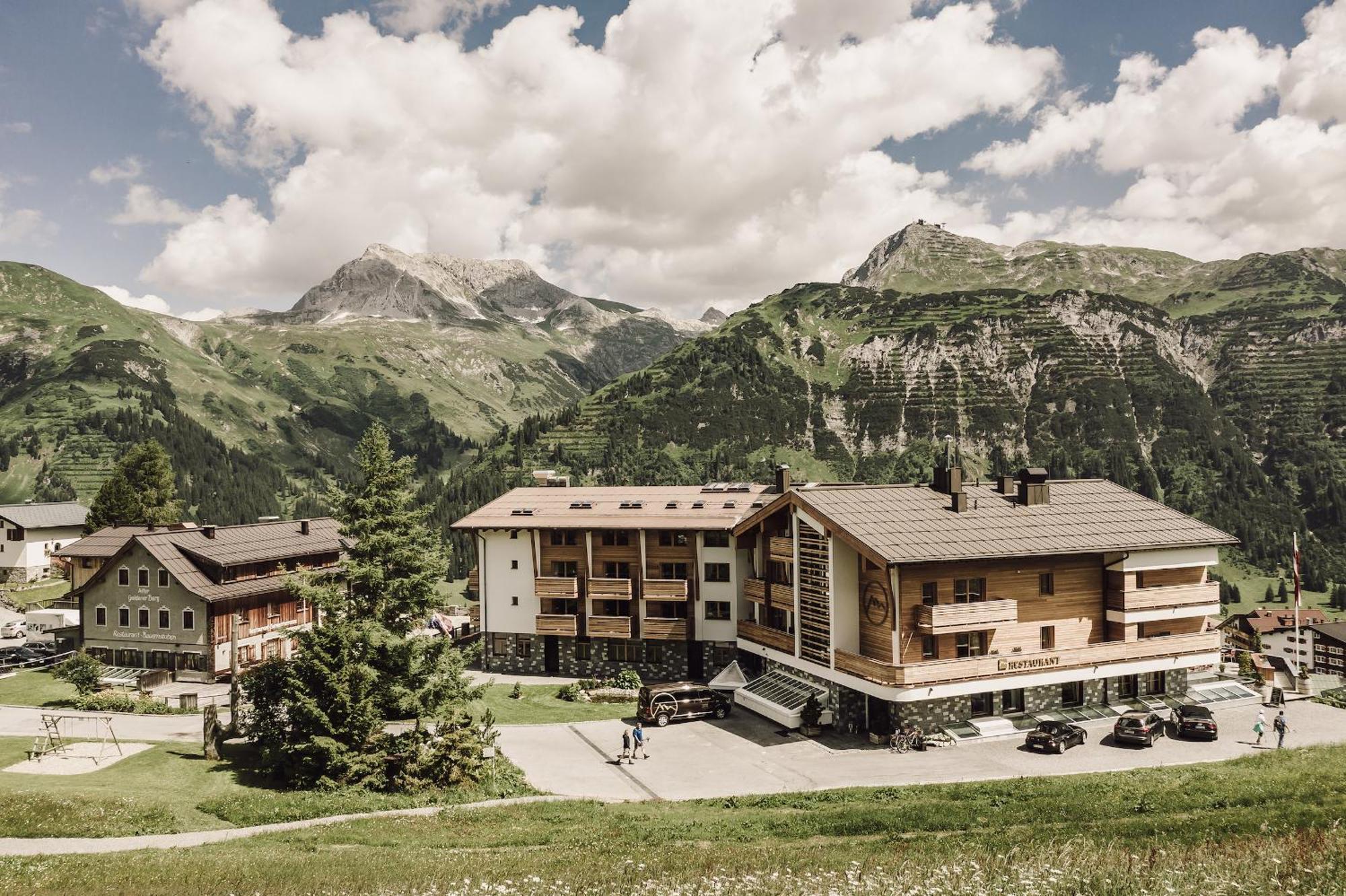 Hotel Goldener Berg Lech Extérieur photo