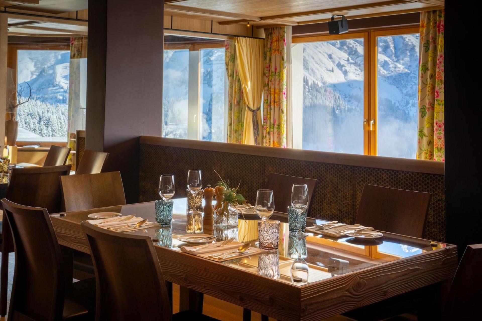Hotel Goldener Berg Lech Extérieur photo